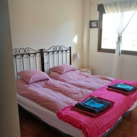 Mojon Hills Apartment Isla Plana Luaran gambar